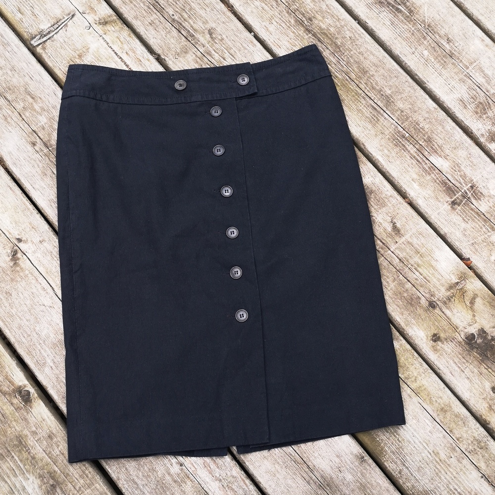 Teenflo short black skirt